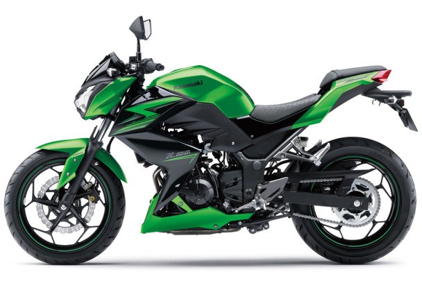 Kawasaki Motor Indonesia mới đây vừa giới thiệu thêm phiên bản màu sắc mới cho chiếc xe  môtô Kawasaki Z250 ABS, đối thủ đáng gờm của hai "người đồng hương" là Honda CBR250R và Yamaha R25.