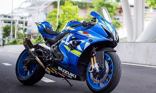 Dân chơi Sài Gòn chi 500 triệu độ môtô Suzuki GSX-R1000