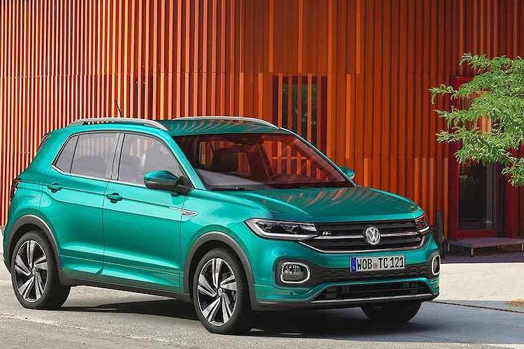 Mẫu  xe Volkswagen T-Cross mới được phát triển dựa trên nền tảng khung sàn MQB A0 của tập đoàn Volkswagen - hiện cũng đang nằm phía sau lớp vỏ của các dòng xe mini như Volkswage Polo hay Audi A1.