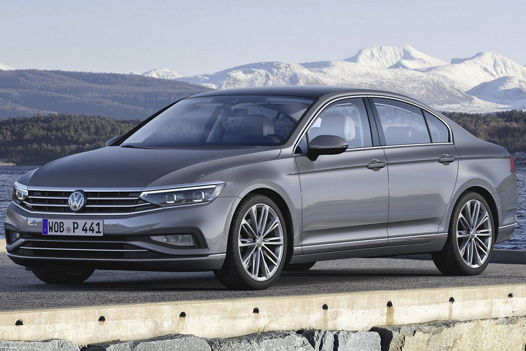 Trước hết, ngoại hình  Volkswagen Passat 2020 mới được cách tân thêm phần thời thượng ở những chi tiết như cản trước hầm hố hơn, lưới tản nhiệt giảm bớt 1 nan ngang đồng thời gia tăng khoảng cách giữa các nan, trong khi cụm đèn chiếu sáng chính nay có thể trang bị hệ thống đèn LED ma trận tùy chọn có tên gọi IQ.Light hứa hẹn hiệu quả hơn trước.