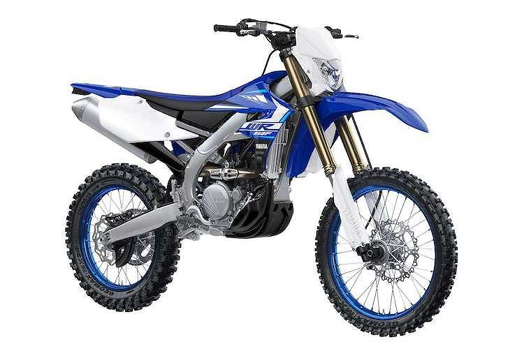 Theo hãng xe máy Nhật Bản định nghĩa, mẫu  xe môtô Yamaha WR250F là một chiếc "enduro đua" khi khác với những người anh em như WR250R hay WR250X, chiếc xe không được sử dụng trên đường công cộng. Bù lại, Yamaha WR250F được hưởng lợi từ chassis gọn nhẹ hơn, cũng như động cơ mạnh mẽ từ dòng "cào cào" motocross chuyên nghiệp YZ250.