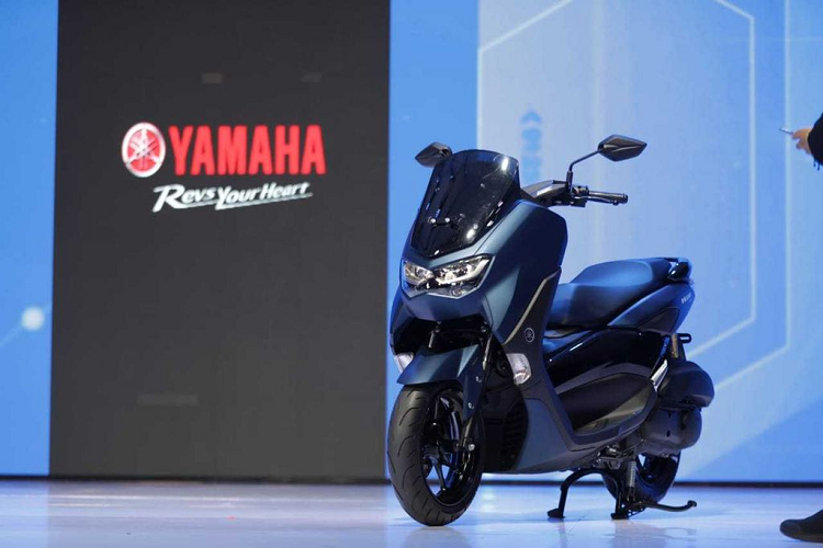 Theo đó, hãng xe Nhật Bản mới đây vừa chính thức trình làng mẫu  xe ga Yamaha NMax 2020 tại đất nước Indonesia. Đây được xem như câu trả lời đanh thép của Yamaha dành cho phiên bản nâng cấp của mẫu Honda PCX ra mắt cách đây một thời gian.