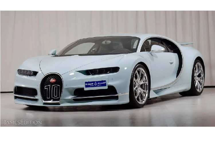 Hồi đầu năm nay, chiếc  siêu xe Bugatti Chiron Vainqueur de Coeur đặc biệt này đã từng được vận chuyển và trưng bày tại showroom Seven Car Lounge tại Riyadh, Ả-Rập Xê-Út với số km đã đi khoảng 603 km.