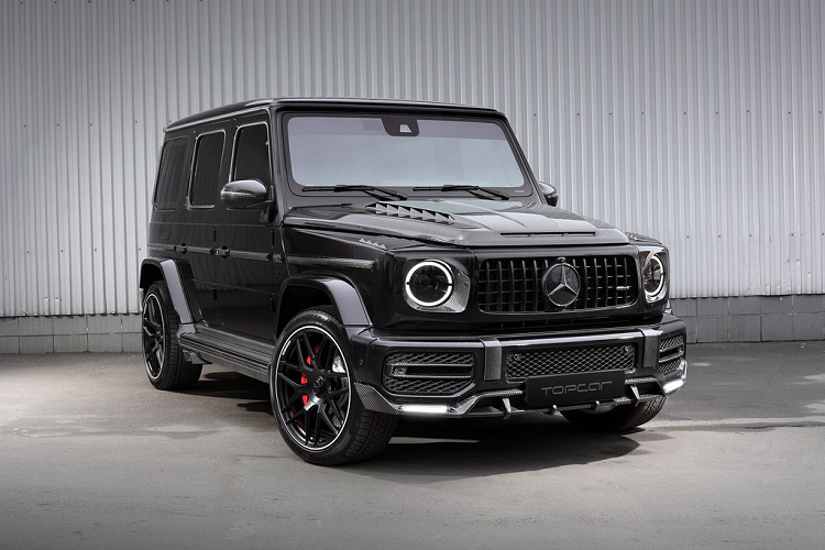 Cụ thể, gói trang bị mới mang lại cho  Mercedes-Benz G-Class mới một diện mạo nhẹ nhàng hơn, vẫn với 1 tấm mui xe hầm hố từ sợi carbon nhưng đã bớt cồng kềnh hơn theo như đánh giá từ một số khách hàng.