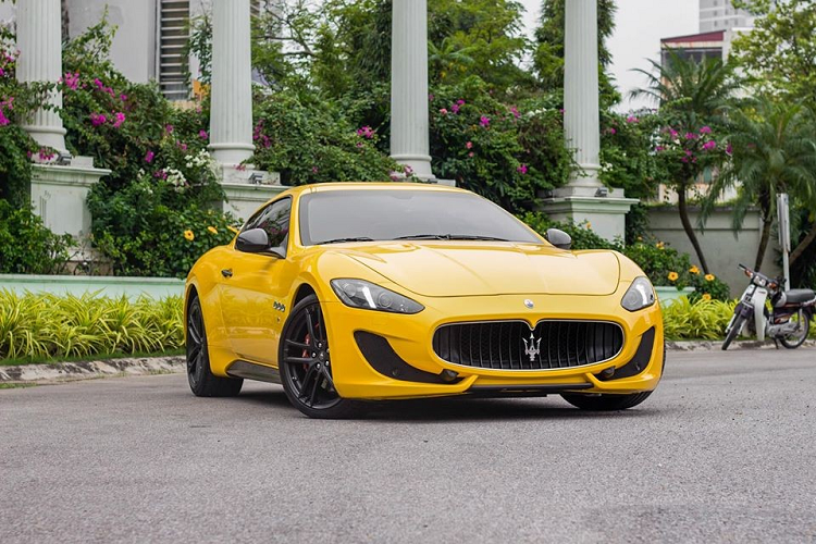 Mới đây, một công ty nhập khẩu xe sang ở Hà Nội đăng thông tin rao bán chiếc  xe Maserati GranTurismo MC Sportline màu vàng thuộc diện hiếm hoi tại Việt Nam đã gây sự chú ý. Đây không phải là lần đầu mẫu xe này được rao bán. Lần gần đây nhất là vào tháng 11/2019.