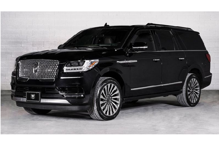 Mới đây, nhà độ Inkas Armored Vehicle Manufacturing tới từ Canada đã trình làng bản độ  Lincoln Navigator L 2020 bọc thép vô cùng đặc biệt. Bên cạnh sự an toàn tuyệt đối, mẫu xe này còn mang tới cho chủ nhân một không gian sang trọng thực sự, giống như một "Pháo đài di động" trên đường phố.