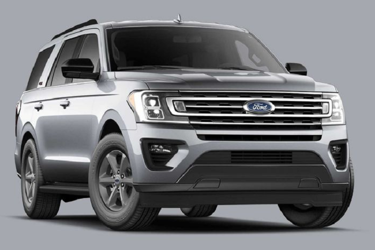 Tuy nhiên, có giá rẻ hơn cũng đồng nghĩa với việc  Ford Expedition XL STX 2021 mới chỉ còn hai hàng ghế thay vì ba hàng ghế như trước đây, giờ đây chiếc SUV cỡ lớn đạt tiêu chuẩn với 5 chỗ ngồi.