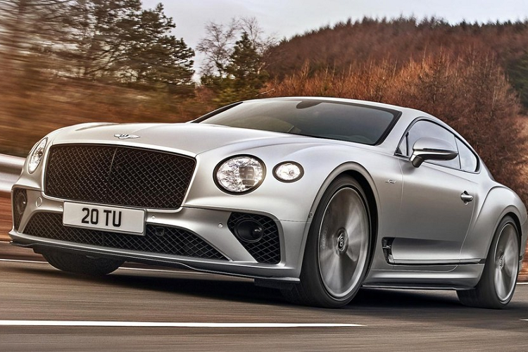 Bentley Continental GT hiện đang bán trên thị trường có 2 loại động cơ V8 và W12 để khách hàng lựa chọn. Tuy nhiên, với những người cảm thấy mẫu xe này chưa đủ mạnh thì có thể chọn  Bentley Continental GT Speed 2021 mới ra mắt.