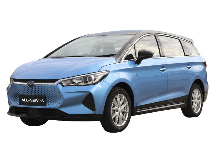 Thương hiệu xe Trung Quốc BYD vừa ra mắt mẫu xe điện e6 phiên bản 2021 ở Singapore.  Giá xe BYD e6 2021 sẽ từ 86.737 USD (khoảng 2 tỷ đồng). Xe có phạm vi hoạt động 522 km cho một lần sạc.     