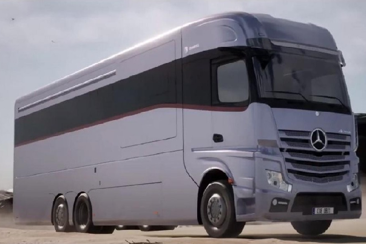 Motorhome đã tiếp tục phát triển phổ biến trong những năm qua, và đại dịch toàn cầu chỉ khiến mọi thứ trở nên tốt hơn đối với chúng. Khi những hạn chế đã kìm hãm lối sống của chúng ta và giữ tất cả chúng ta trong biên giới quốc gia của mình, mọi người bắt đầu nhìn vào những ngôi nhà có bánh xe để đáp ứng nhu cầu du lịch.  Dembell Motorhome hạng sang là một sự lựa chọn hoàn hảo đối với những ai có kinh tế dư thừa bởi nó cơ bản là một du thuyền trên cạn, vô cùng sang trọng và tinh vi.