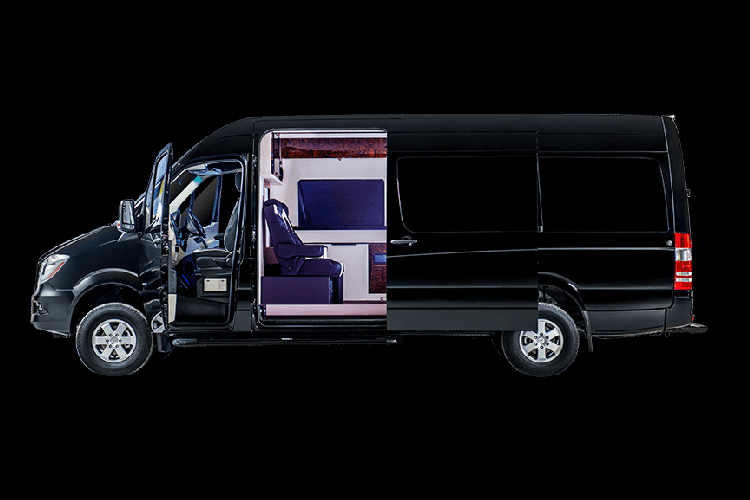 Nhiều người có thể cho rằng xe van Mercedes-Benz Sprinter không được sang trọng so với những sản phẩm khác của thương hiệu Đức, nhưng chiếc  Mercedes-Benz Sprinter từ Inkas này chắc sẽ khiến bạn thay đổi suy nghĩ. Trước đây, công ty an ninh Canada này từng tạo ra những chiếc Cadillac, BMW và Maybach chống đạn cao cấp, và giờ thì họ đang tung ra một dòng xe limousine siêu sang mới dựa trên chiếc xe van tiện dụng của Mercedes-Benz.