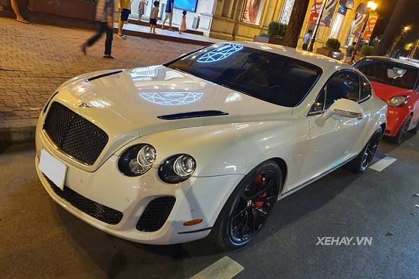 Ngắm Bentley Continental Supersports tiền tỷ, hàng hiếm ở Sài Gòn