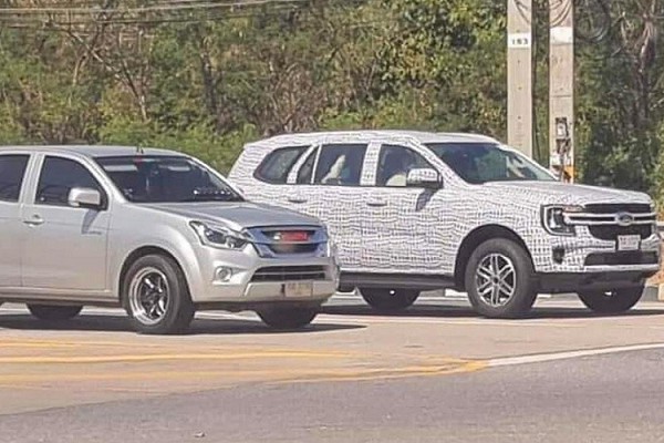 Ford Everest 2022 lăn bánh tại Thái Lan, thiết kế "đậm chất" Ranger 