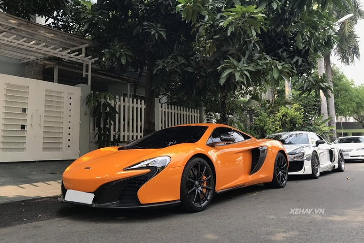 Tại Việt Nam, số lượng của  siêu xe Mclaren 650S khá đông đảo nhưng đều là bản Spider, chỉ có chiếc mới về là thuộc bản Coupe.