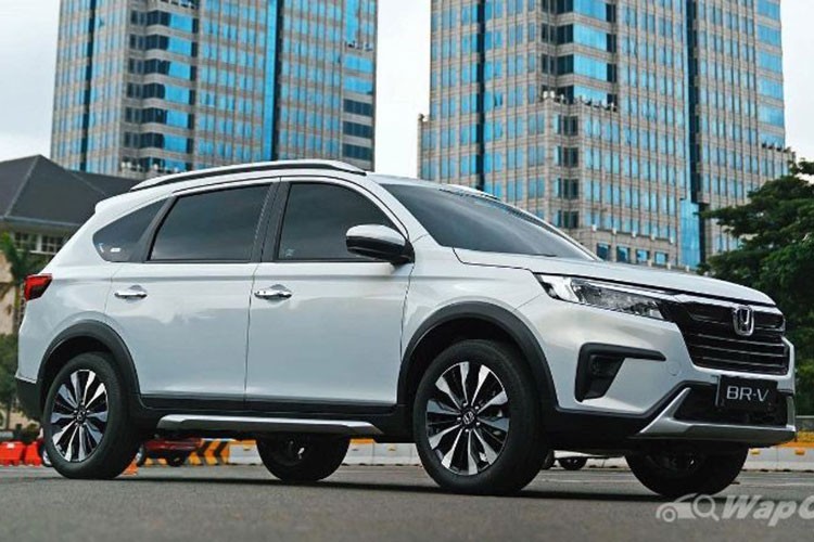  Honda BR-V thế hệ mới đã lần đầu tiên trình làng ở thị trường Indonesia vào tháng 11 năm ngoái. Sau hơn nửa năm, mẫu xe MPV cỡ nhỏ này tiếp tục được giới thiệu ở thị trường Thái Lan.