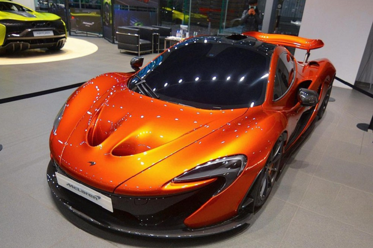 Trong số nhiều đại lý xe McLaren chính hãng trên toàn thế giới,  showroom của McLaren Taipei, nằm ở Đài Loan có thể gây choáng ngợp nhiều người. Ngắm dàn xe McLaren Ultimate Series cực đỉnh của giới đại gia ở Đài Loan, chỉ thiếu McLaren F1 chưa xuất hiện