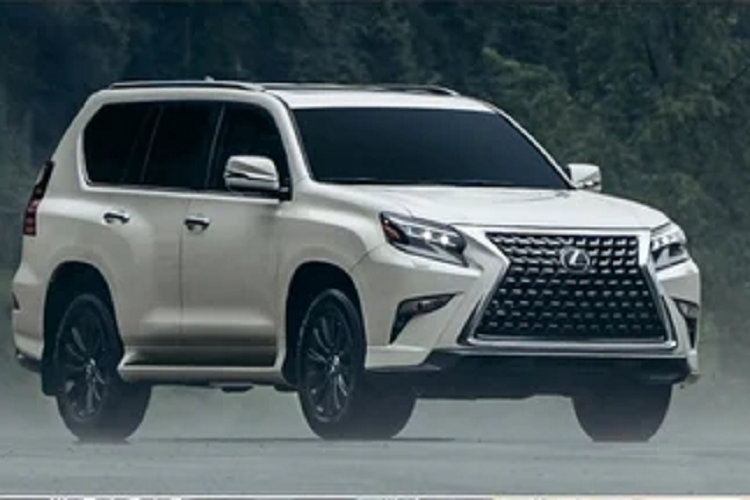  Lexus GX 2023 mới sẽ bổ sung phiên bản giới hạn Black Line Edition được phát triển dựa trên phiên bản Premium, và giới hạn số lượng chỉ 3.000 chiếc tại Mỹ. Đi kèm sẽ là ba lựa chọn màu ngoại thất Trắng Eminent White Pearl, Đen Onyx và Xanh lá Nori Green Pearl.