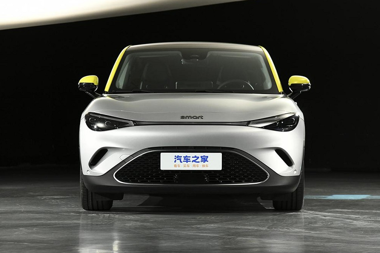 Vào năm 2019, Smart Automobile, một liên doanh giữa tập đoàn Mercedes-Benz và Geely Holding đã chính thức ra đời, đánh dấu cái bắt tay thế kỷ của 2 tập đoàn xe hàng đầu của Đức và Trung Quốc, trong đó, đứa con đầu tiên của họ cho ra đời là  xe Smart chạy điện đã nhanh chóng gặp hái được thành công, chỉ tính riêng trong Quý I năm 2023, đã có 12.697 chiếc Smart #1 được bán ra tại thị trường tỷ dân này.