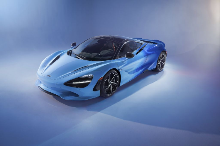 Dịch vụ cá nhân hóa của McLaren – sẽ được mang lên 750S, mẫu siêu xe mạnh mẽ nhất và có trọng lượng nhẹ nhất của thương hiệu. Quá trình hoàn thiện nước sơn quang phổ yêu cầu việc phát triển các kỹ thuật mới để tạo ra màu sơn mới của McLaren, giúp mang đến cho các khách hàng sự độc đáo và đột phá thực thụ. Được cấu thành nên từ nhiều yếu tố kỹ thuật nhất từ trước đến nay của MSO, lớp  sơn McLaren chủ đề Quang phổ cùng chia sẻ triết lý với các thay đổi kỹ thuật sâu rộng trên 750S.