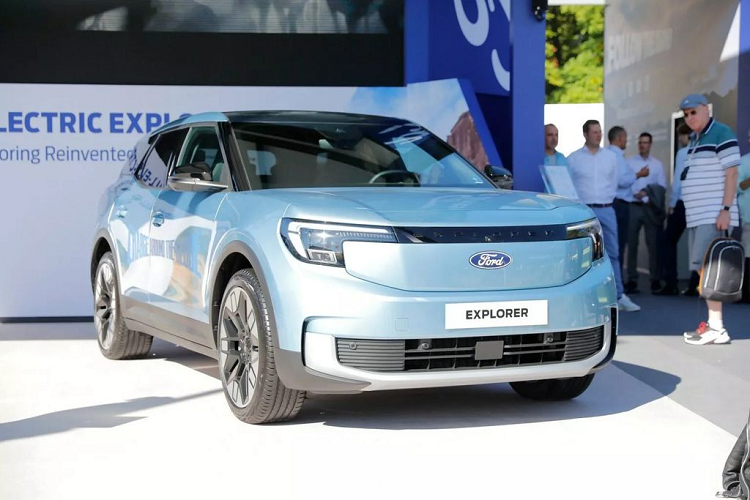 Tại Triển lãm Munich Motor Show 2023 diễn ra tại Đức, Ford đã trưng bày và giới thiệu mẫu SUV thuần điện hoàn toàn mới của mình, Explorer EV. Theo đó,  Ford Explorer EV 2024 mới là một phần trong kế hoạch điện khí hóa toàn bộ dòng sản phẩm của Ford ở châu Âu vào năm 2030. Xe đã được ấn định thời gian ra mắt vào mùa thu năm 2023.