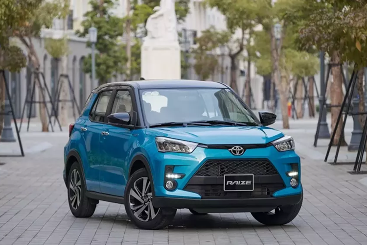  Toyota Việt Nam đã công bố doanh số bán hàng trong tháng 2/2024. Theo đó, trong tháng vừa qua, hãng đã bán được 1.248 chiếc ôtô cho khách hàng Việt, giảm 43,7% so với tháng liền trước. Trong số này, có 494 xe lắp ráp trong nước và 754 xe nhập khẩu nguyên chiếc.