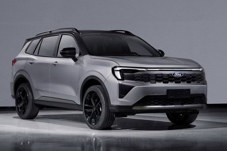 Đây là hai mẫu xe do liên doanh Ford-JMC sản xuất. Trong đó, Equator thuộc phân khúc SUV hạng D ngang cỡ Santa Fe, còn Equator Sport chính là tên gọi khác của Ford Territory tại Việt Nam.