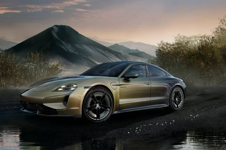 Porsche Châu Á – Thái Bình Dương và Porsche Exclusive Manufaktur đã hợp tác thông qua chương trình Sonderwunsch để tạo ra một chiếc  Porsche Taycan Turbo S độc nhất vô nhị được gọi là Celestial Jade.