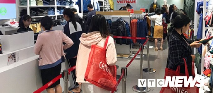 Đại hội giảm giá Black Friday: Dân buôn treo đầu dê, bán thịt... gì?