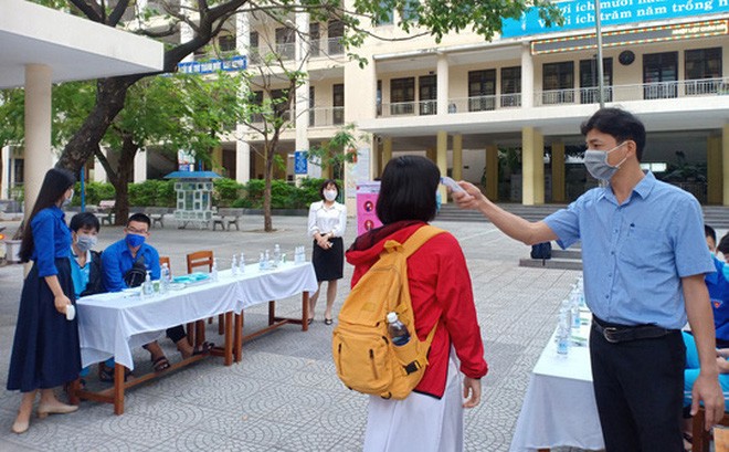 Tỉnh thành nào cho học sinh đi học trở lại sớm nhất?