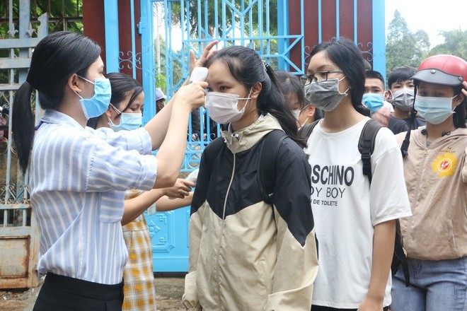 8 tỉnh, thành cho học sinh đi học trở lại vào ngày mai