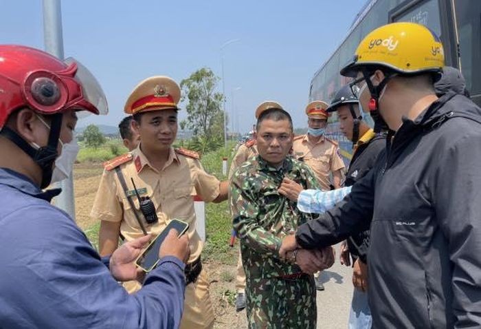 Tuyên Quang: Bắt kẻ cướp xe máy, kéo lê người phụ nữ trên đường