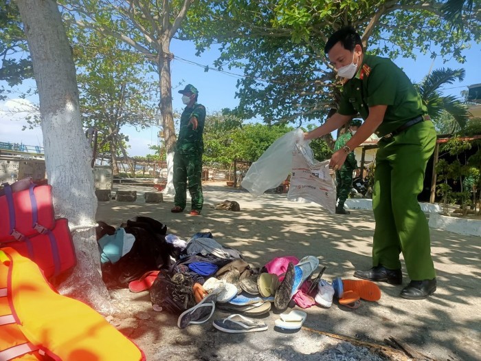 Chìm tàu ở Cửa Đại: Tìm thấy thi thể bé trai 3 tuổi