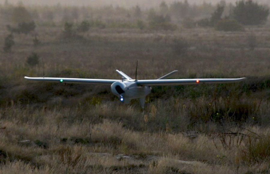 Các  hệ thống phòng không Ukraine đã bắn nhầm UAV của họ, khi lực lượng phòng của Ukraine ở khu vực giới tuyến, nhầm chiếc UAV đó là của dân quân Cộng hòa Nhân dân Luhansk (LPR) tự xưng. Kết quả là chiếc UAV Leleka-100, do Ukraine sản xuất đã bị bắn rơi.