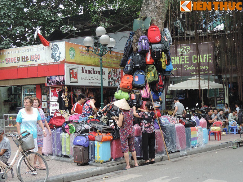 Kiểu bán hàng siêu kỳ dị có một không hai ở Hà Nội