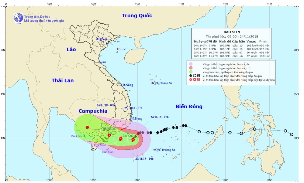 Bão số 9 quần thảo cách đảo Phú Quý 100km, giật trên cấp 12