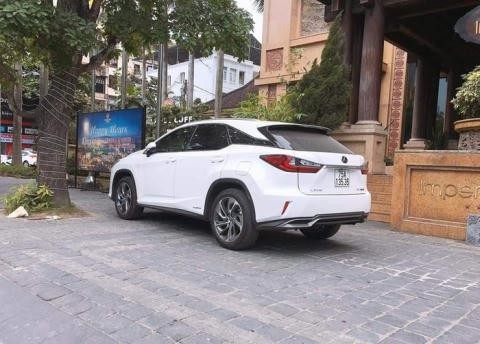 Thông tin bất ngờ vụ 'lùm xùm' cấp biển số VIP cho xe sang Lexus