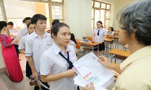 Gần 350.000 thí sinh thi môn khoa học tự nhiên THPT