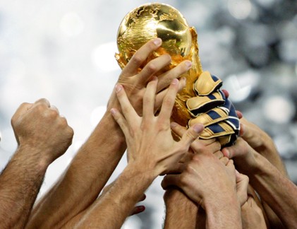 7 sự thật giật mình về Cúp vàng World Cup