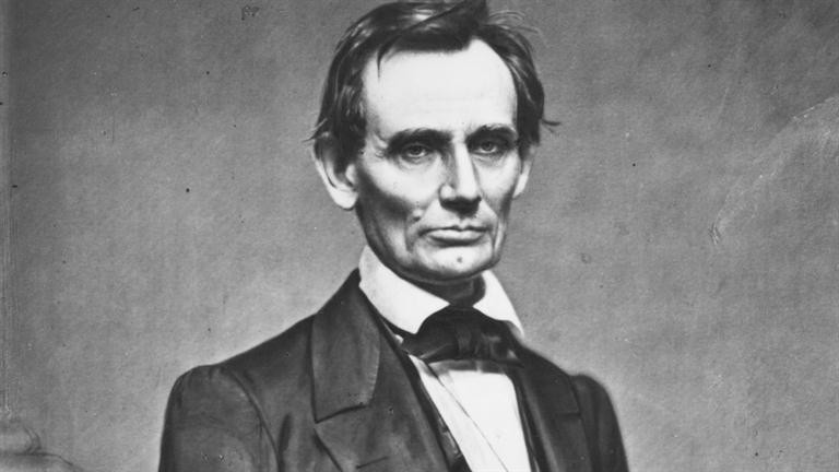 Một trong những câu nói nổi tiếng nhất của Tổng thống Abraham Lincoln đó là: "Vì không muốn làm nô lệ nên tôi sẽ không làm chủ nô lệ".