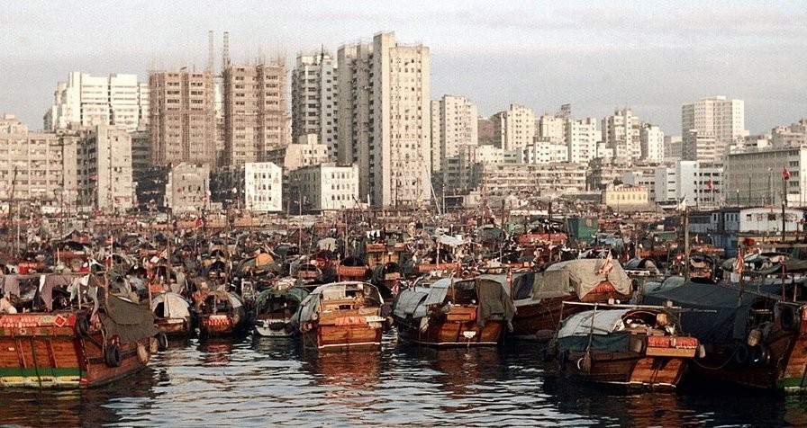 Những tòa nhà cao tầng ở Hong Kong năm 1972.