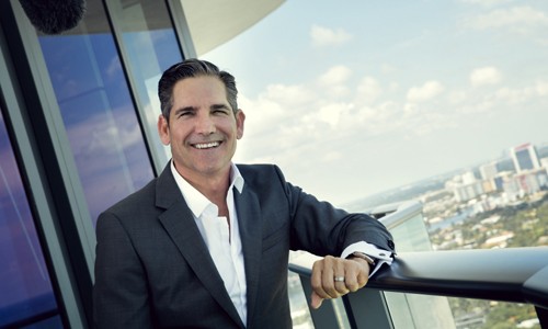 Grant Cardone: “Muốn thành triệu phú, hãy làm việc 14 giờ mỗi ngày“