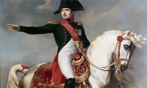 Khi còn nhỏ, hoàng đế Napoleon Bonaparte -  nhân vật nổi tiếng lịch sử - thường bị trêu chọc ở trường vì sự chăm học và giọng nói đặc sệt vùng Corsica. Tuy nhiên, nhiều người không thể ngờ sau này ông trở thành một nhà cầm quân vĩ đại.