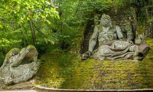 Bí ẩn khu vườn Bomarzo nổi tiếng của Italy