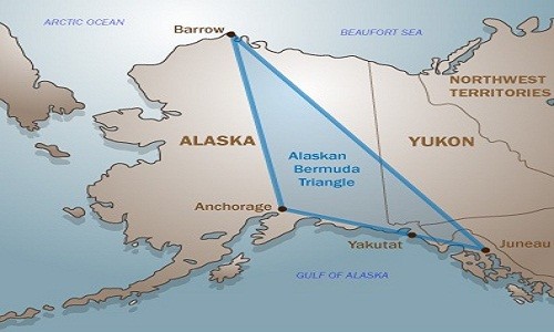  Tam giác Alaska trải dài từ thành phố Barrow trên rìa phía bắc tiểu bang Alaska (Mỹ) tới khu dân cư Anchorage, kéo sang thủ phủ Juneau.