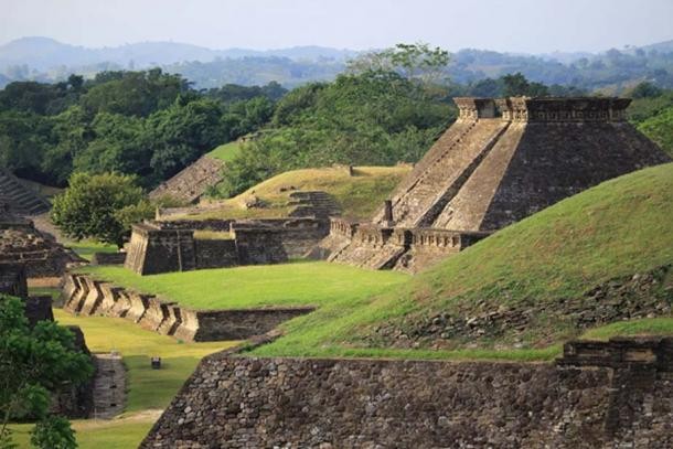 Nằm ở phía Bắc Veracruz, Mexico,  thành phố cổ El Tajin là địa điểm khảo cổ quan trọng đối với các chuyên gia, nhà khoa học.