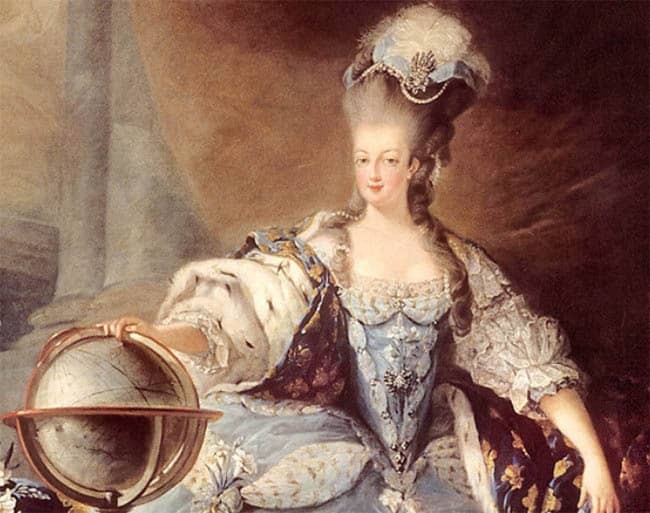 Marie Antoinette là  hoàng hậu Pháp cuối cùng của triều đại quân chủ cuối cùng trước giai đoạn cách mạng dân chủ Pháp. Bà được người đời nhớ đến với lối sống xa hoa, tiêu xài hoang phí.