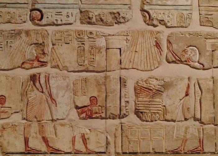 Trong khi người con trai Tutankhamun nổi tiếng lịch sử và được biết đến nhiều thì  pharaoh Ai Cập Akhenaten được các chuyên gia cho rằng dường như ông bị loại bỏ khỏi danh sách các vị vua của đế chế hùng mạnh một thời này.