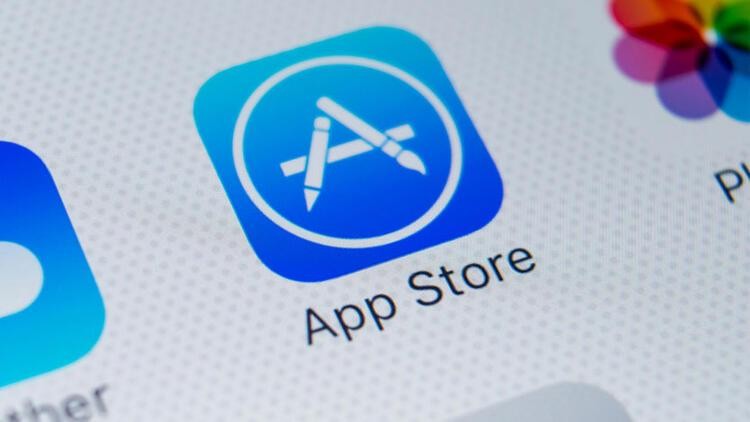 Apple mới công bố bảng xếp hạng "Các  ứng dụng được yêu thích nhất 2021" (App Store Awards 2021). Để đưa ra danh sách này, nhóm biên tập của App Store toàn cầu lựa chọn các ứng dụng dựa trên tiêu chí: lượt tải, chất lượng, công nghệ, thiết kế, tác động tích cực đến văn hoá, cộng đồng.