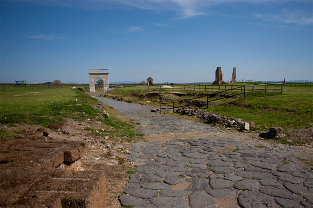 Vulci là thành phố giàu có của người Etruscan hiện nằm ở phía bắc Lazio, Italy. Gần đây, các nhà khảo cổ thông báo phát hiện quan tại tại một  ngôi mộ cổ của người Etruscan ở Vulci.