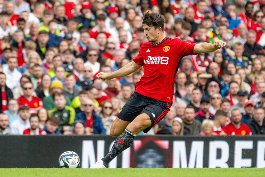 Maguire rời khỏi Man United, ai cũng mừng